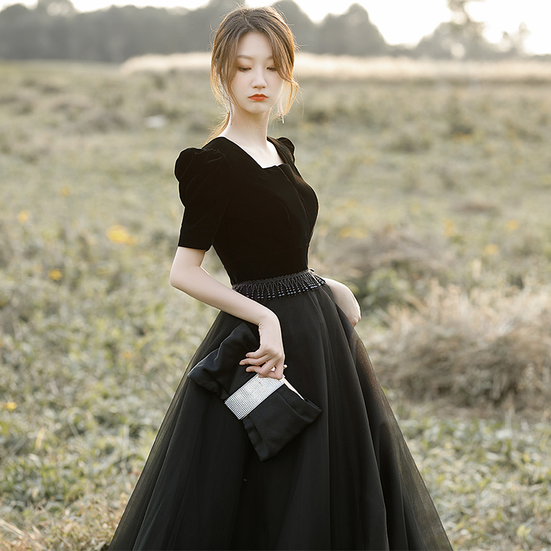 ชุดราตรี ชุดราตรีสวยหรู แบบ ทันสมัย Evening dress