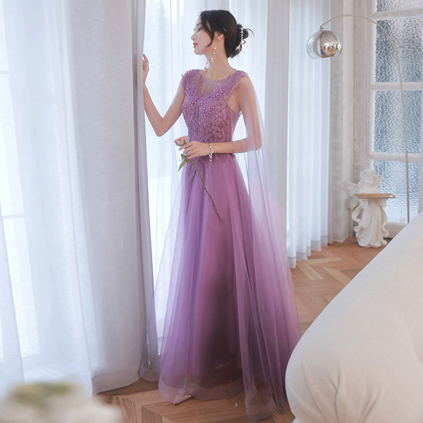 ชุดราตรี ชุดราตรีสวยหรู แบบ ทันสมัย Evening dress