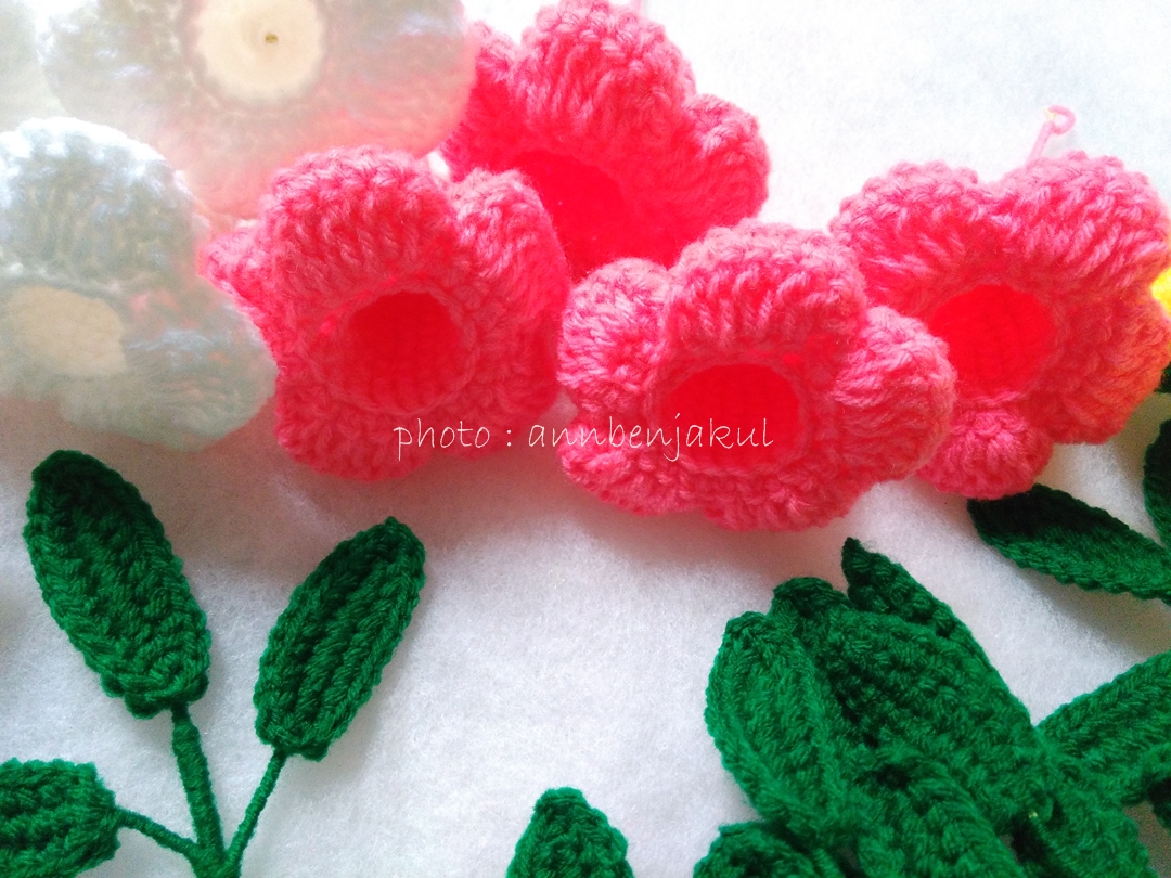 บานบุรีถักสีชมพู