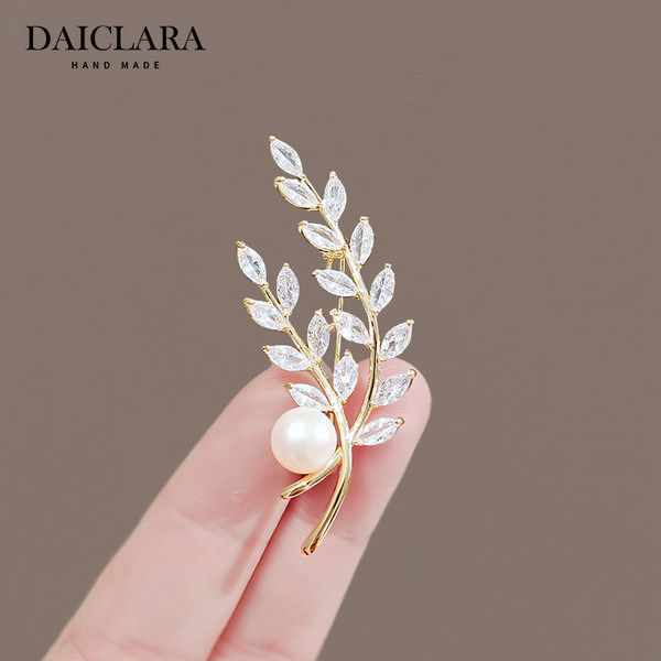 เข็มกลัด เข็มกลัดสวยๆ เข็มกลัดติดเสื้อ Brooch