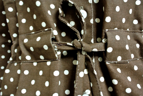 ชุดเดรสเชิ้ตสั้นแขนยาวลายจุดสีน้ำตาล