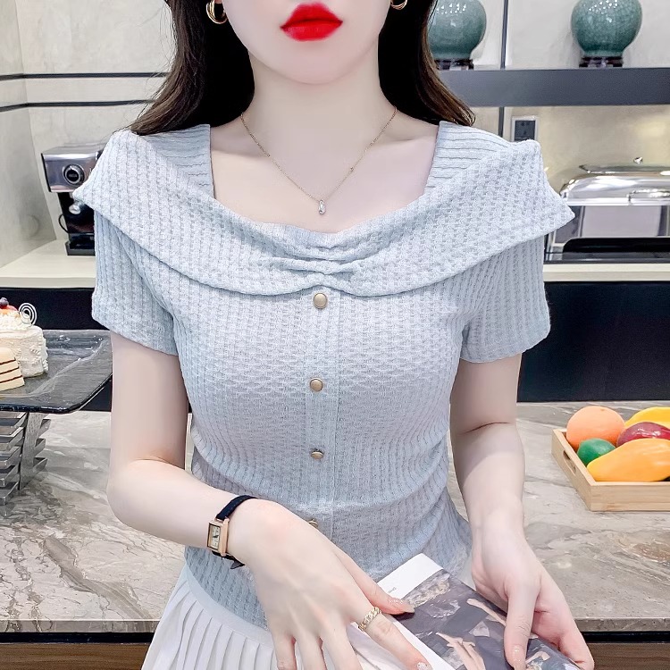 เสื้อเชิ้ตผู้หญิงใส่ทํางาน 390 บาทต่อชิ้น ฟรีค่าจัดส่ง
