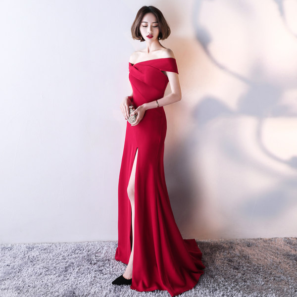 ชุดราตรี ชุดออกงาน ดีไซน์หรู แบรนด์ Angel