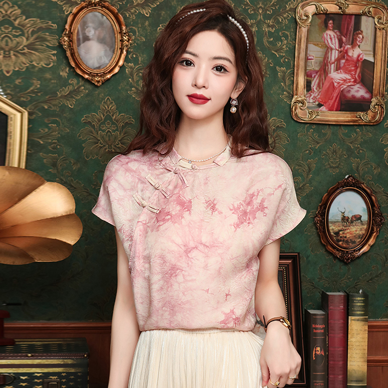 เสื้อเชิ้ตผู้หญิงใส่ทํางาน 390 บาทต่อชิ้น ฟรีค่าจัดส่ง