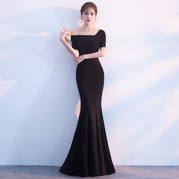 ชุดราตรี ชุดราตรีสวยหรู แบบ ทันสมัย Evening dress