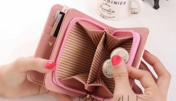 กระเป๋าสตางค์ผู้หญิง ใบสั้น โลโก้แมวน้อย พร้อม ป้ายห้อยรูปแมว คนรักแมว พลาดไม่ได้นะคะ กระเป๋าสตางค์ใบสั้น น่ารัก ๆ สไตล์ ญี่ปุ่น 474810_1