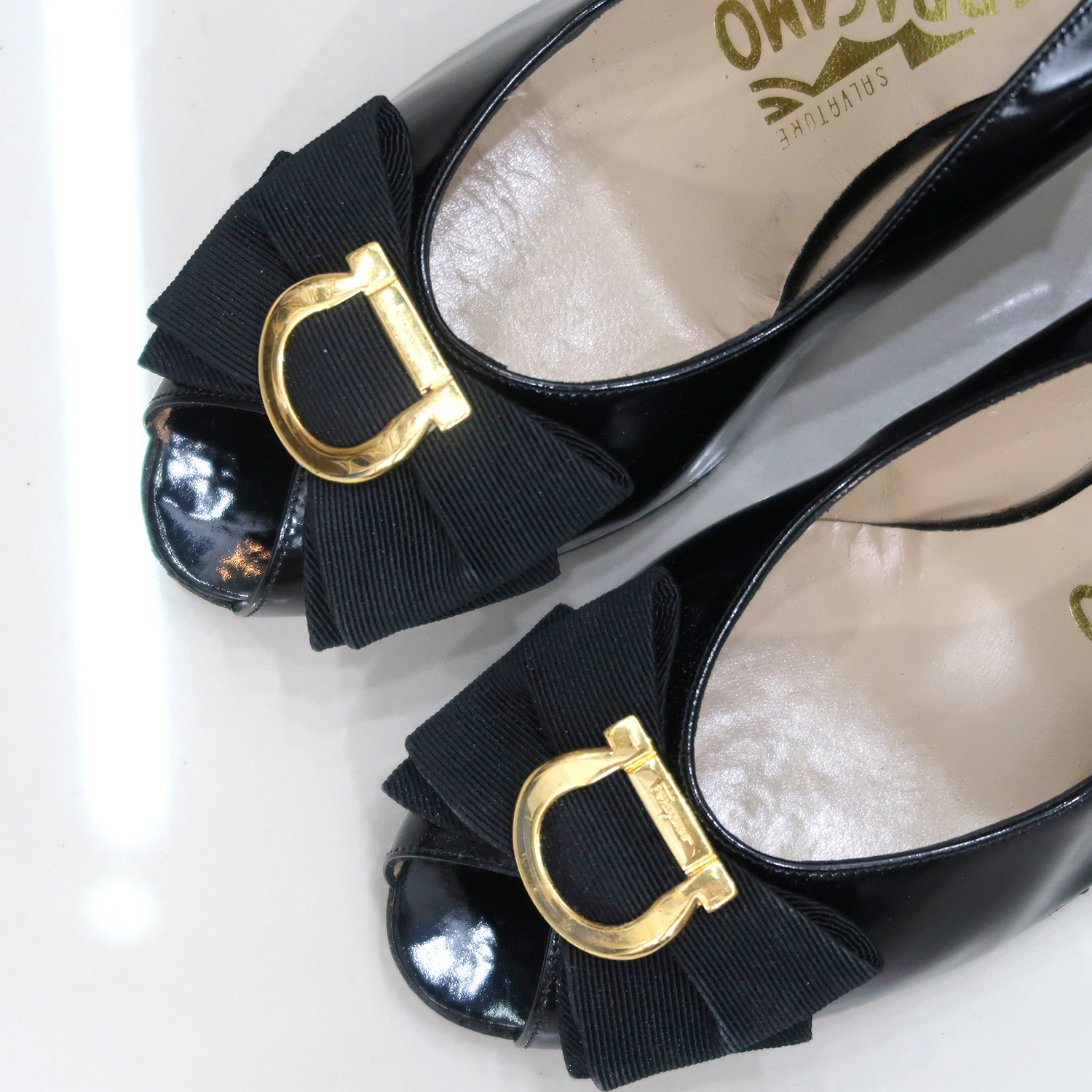 Salvatore Ferragamo Black Patent Leather Bow Sling Back Pumps Size 6.5