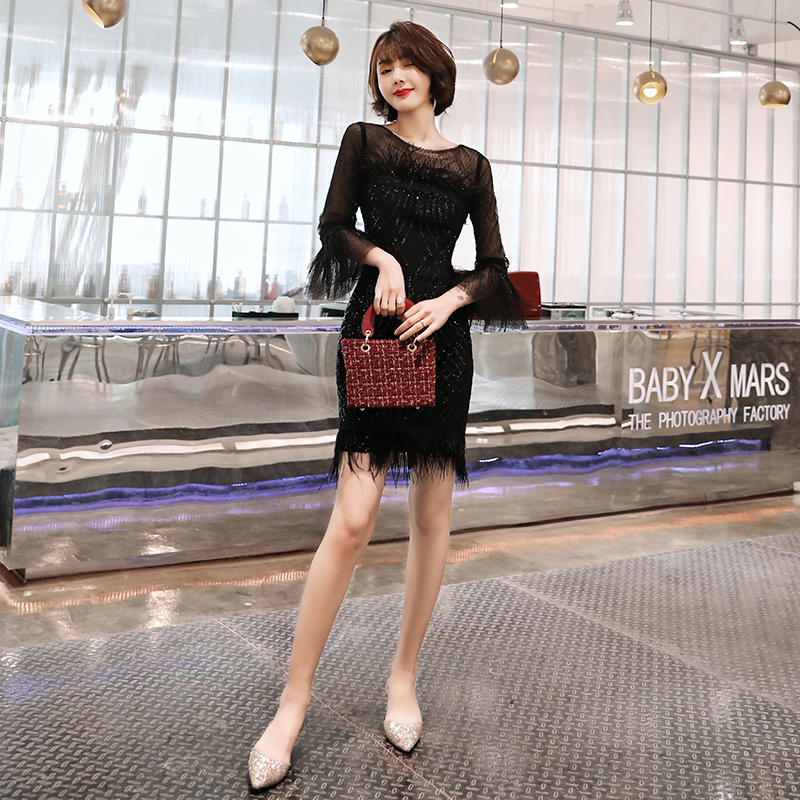 ชุดราตรี ชุดราตรีสวยหรู แบบ ทันสมัย Evening dress