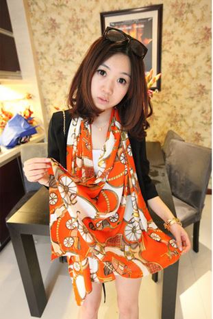 พร้อมส่ง **เครื่องประดับ ผ้าพันคอ ผ้าซีฟอง สีสันสดใส ส้ม-ขาว
