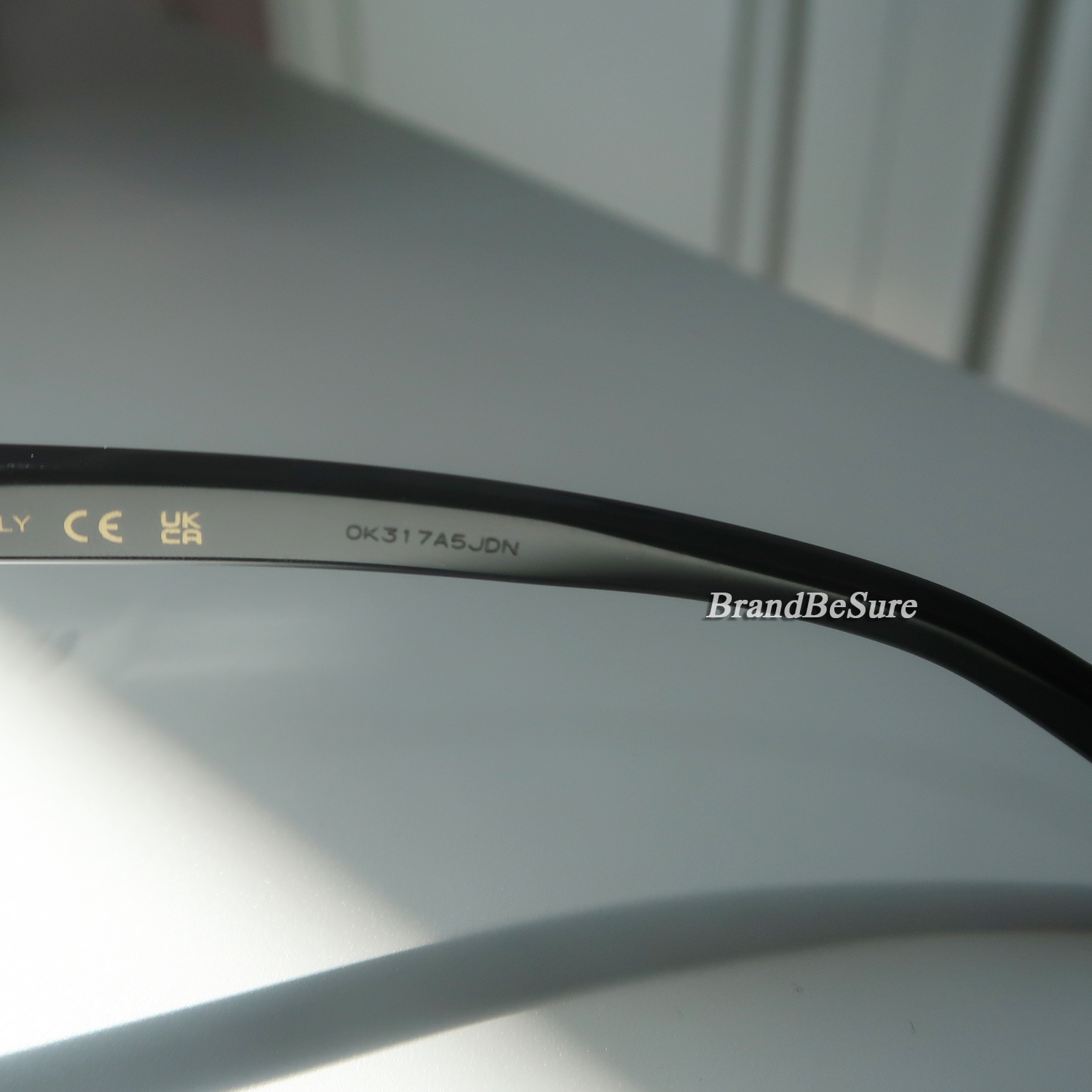 Gucci Low Nose Bridge Fit Sunglasses gg1674