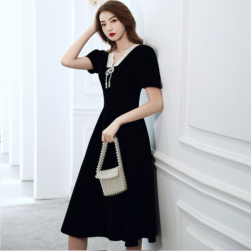 ชุดราตรี ชุดราตรีสวยหรู แบบ ทันสมัย Evening dress