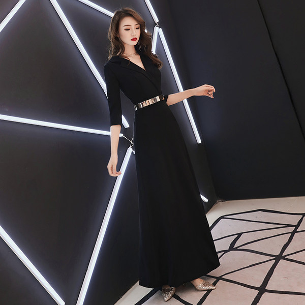 ชุดราตรี ชุดราตรีสวยหรู แบบ ทันสมัย Evening dress