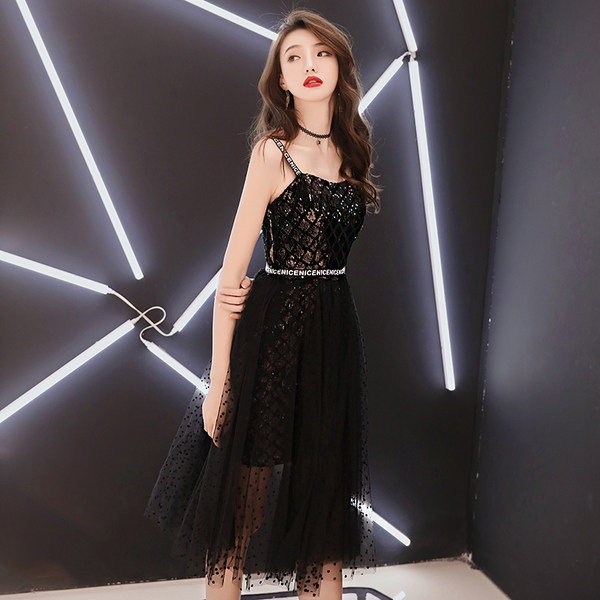 ชุดราตรี ชุดราตรีสวยหรู แบบ ทันสมัย Evening dress