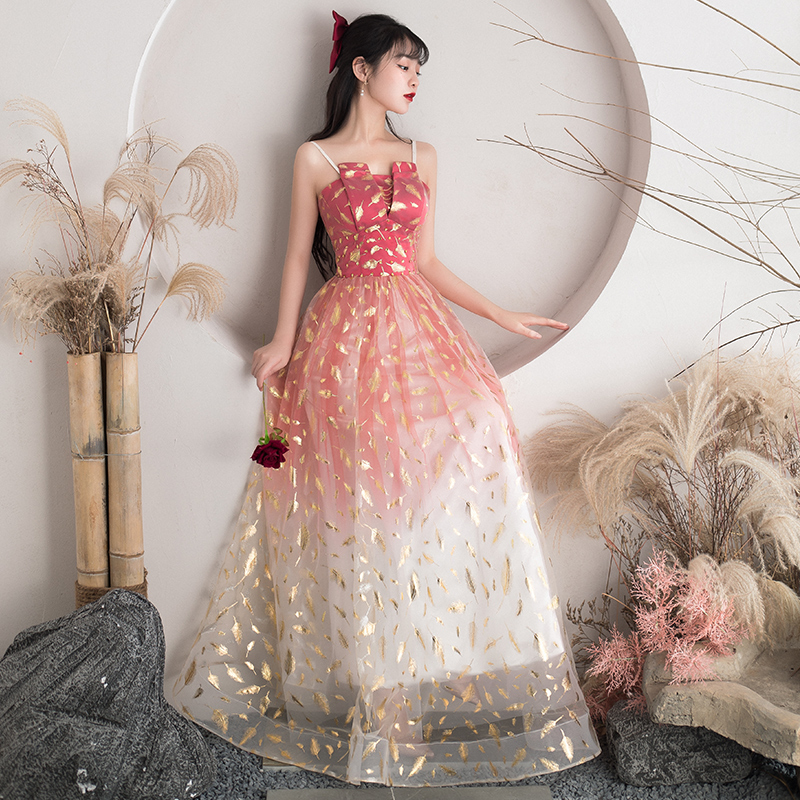 ชุดราตรี ชุดราตรีสวยหรู แบบ ทันสมัย Evening dress