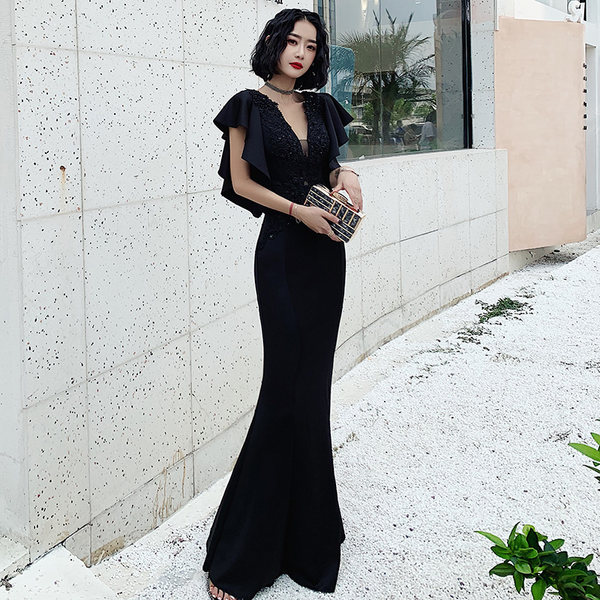 ชุดราตรี ชุดราตรีสวยหรู แบบ ทันสมัย Evening dress