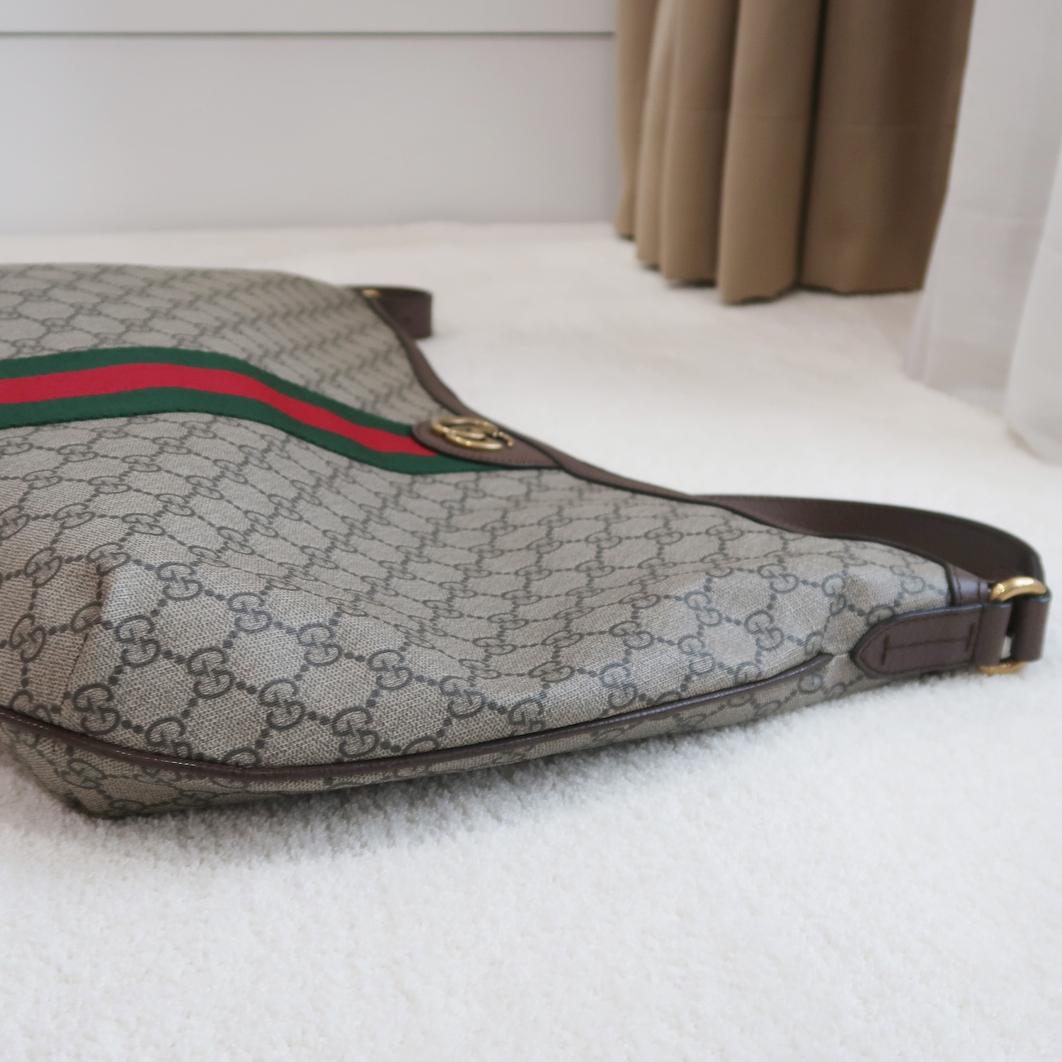 Gucci GG Ophidia Medium Zip Messenger Bag