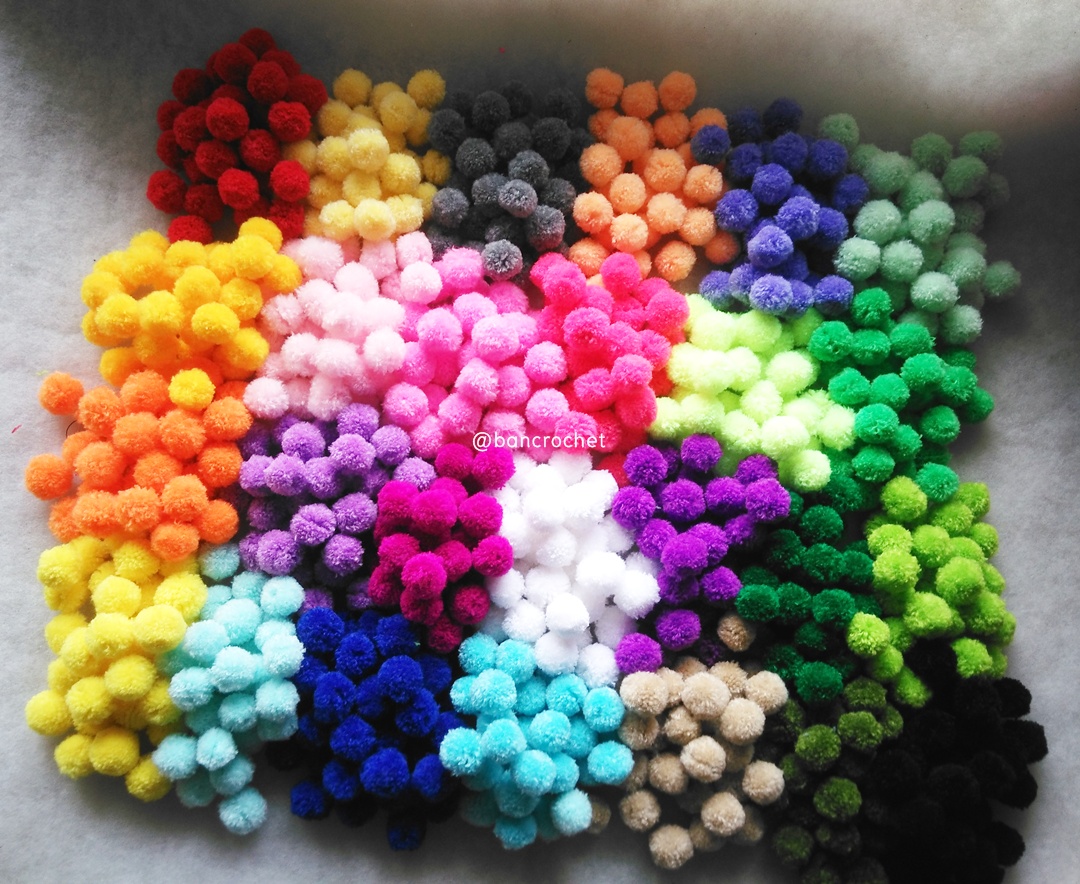 ปอมปอมไหมพรม ขนาด 2.5-3 ซม pom poms crochet ส้ม 2.5-3 ซม.