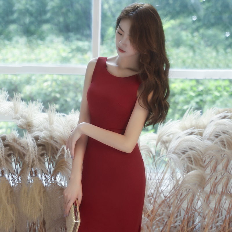 ชุดราตรี ชุดราตรีสวยหรู แบบ ทันสมัย Evening dress