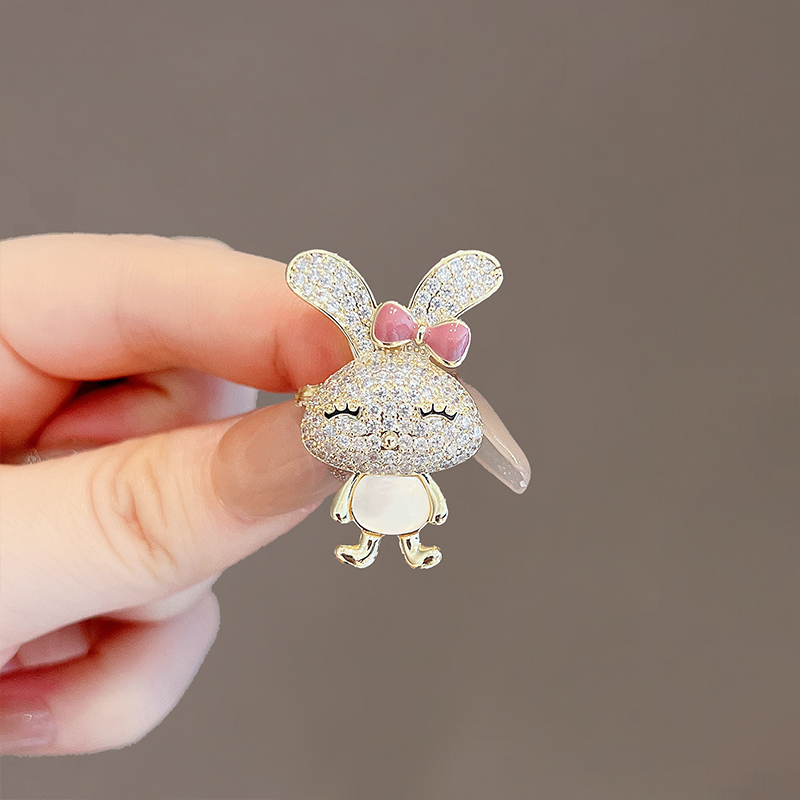 เข็มกลัด เข็มกลัดสวยๆ เข็มกลัดติดเสื้อ Brooch