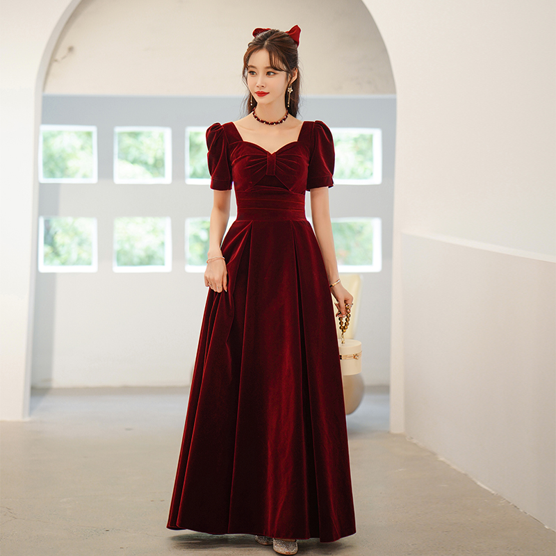ชุดราตรี ชุดราตรีสวยหรู แบบ ทันสมัย Evening dress