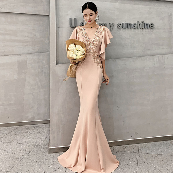 ชุดราตรี ชุดราตรีสวยหรู แบบ ทันสมัย Evening dress