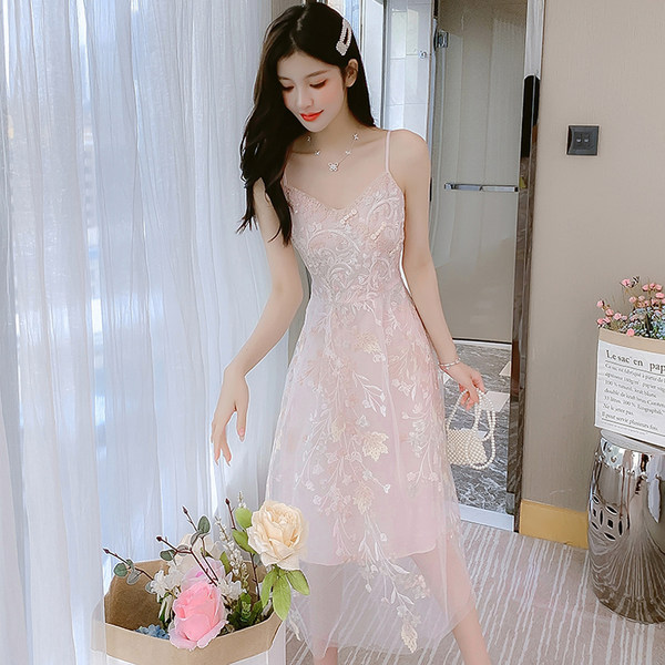 ชุดเดรสสวยๆ ชุดเดรสน่ารักๆ สไตล์เกาหลี By Meiyi women's clothing