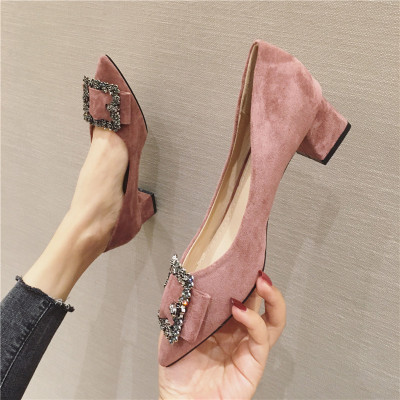 รองเท้าคัทชูผู้หญิงสวยๆ