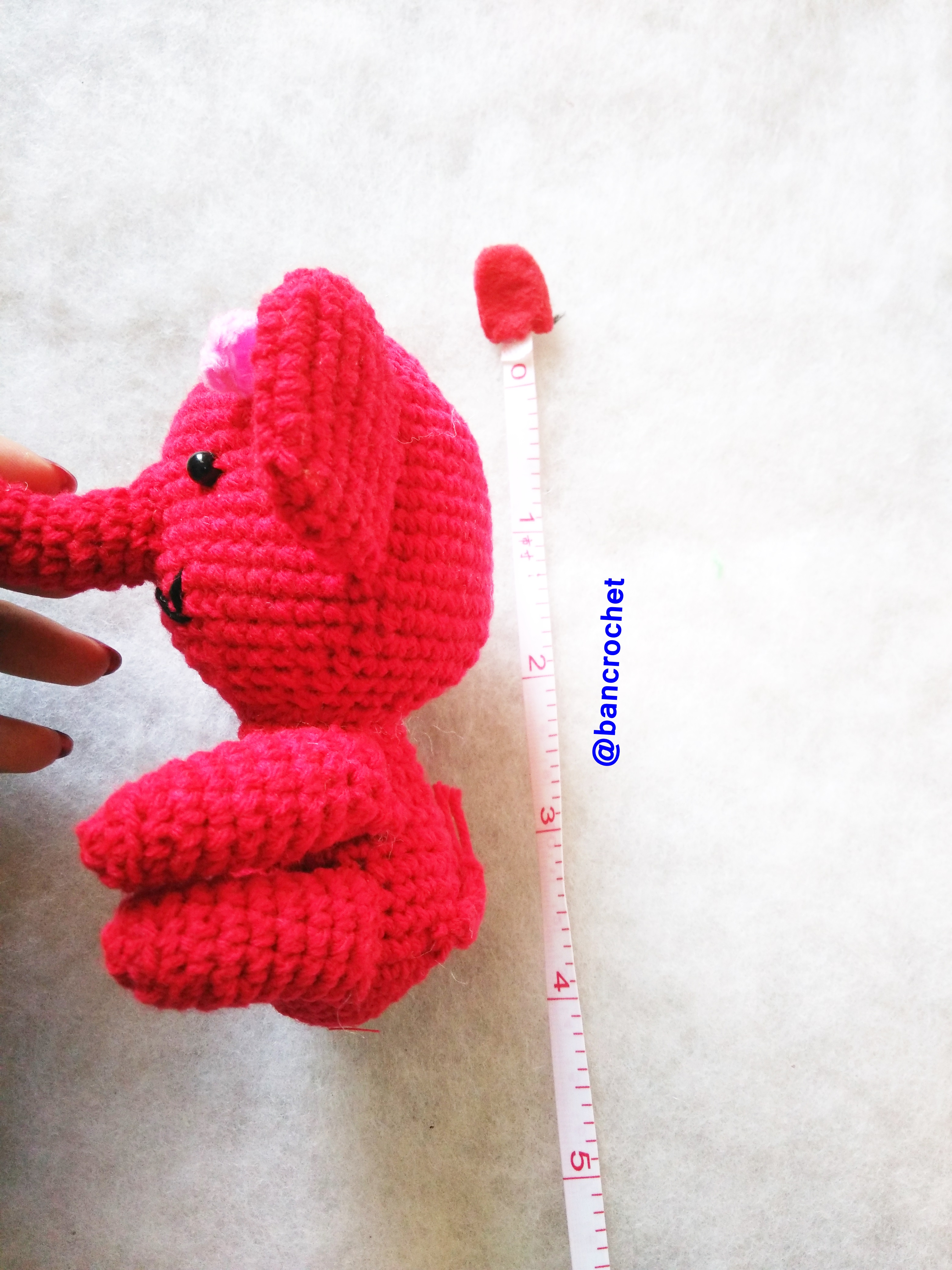 Bancrochet ช้างถักโครเชต์ Crochet elephant doll สีแดง 4 นิ้ว