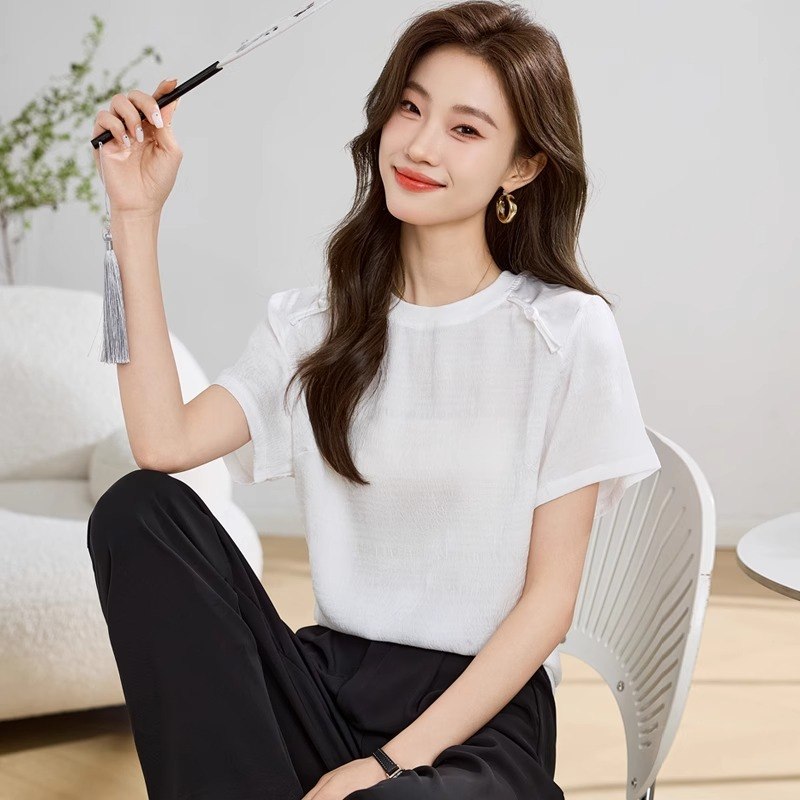 เสื้อเชิ้ตผู้หญิงใส่ทํางาน 390 บาทต่อชิ้น ฟรีค่าจัดส่ง
