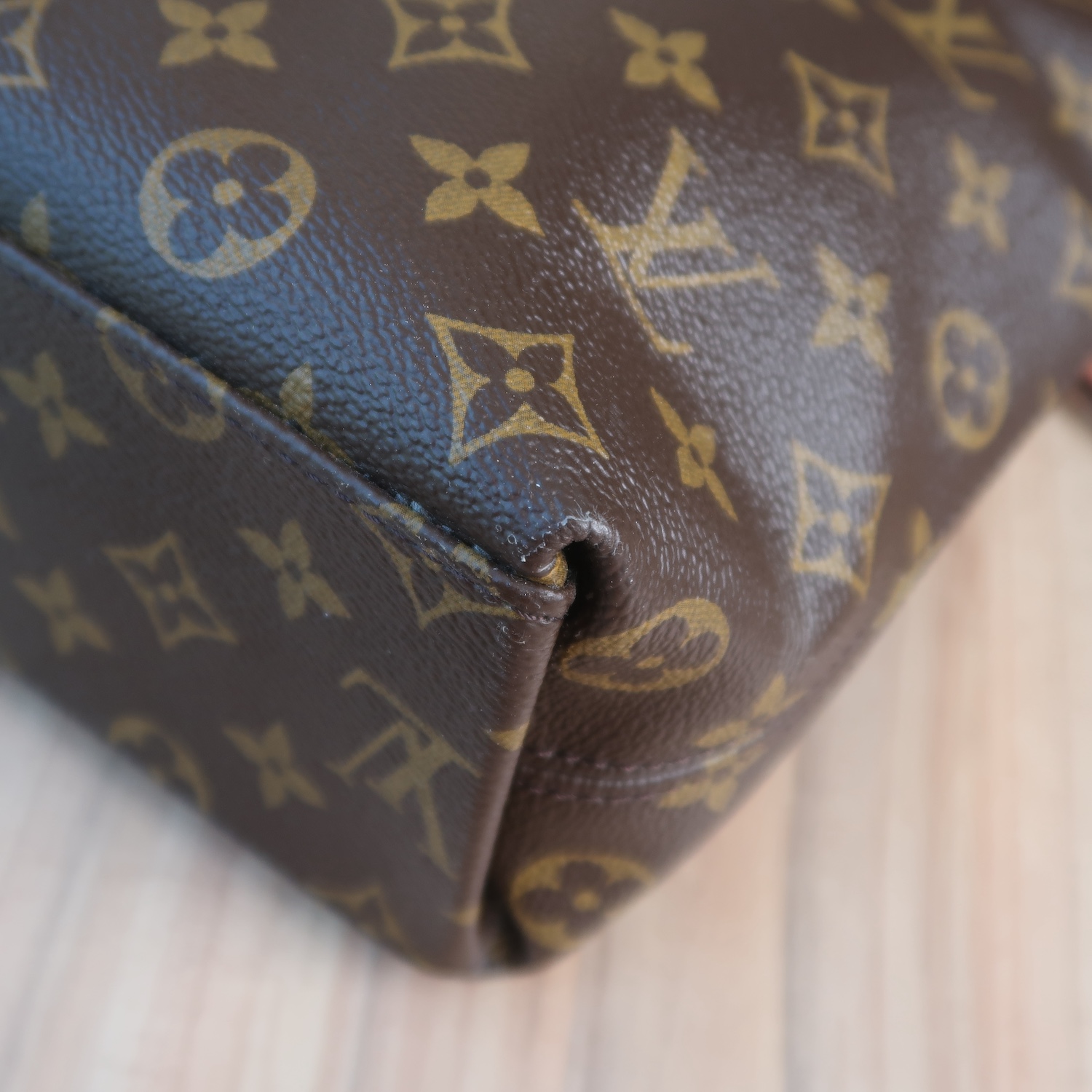 Louis Vuitton Red Calfskin/ Monogram Tuileries Besace Bag