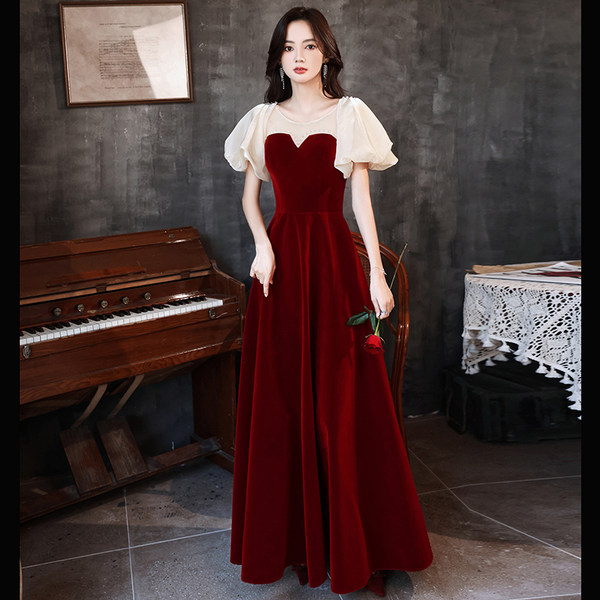 ชุดราตรี ชุดราตรีสวยหรู แบบ ทันสมัย Evening dress