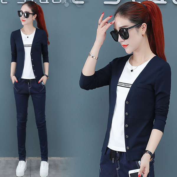 เสื้อผ้าแฟชั่นผู้หญิง เสื้อเชิ้ตแบบฮิตๆ T-shirt ผู้หญิง BY Yiyi