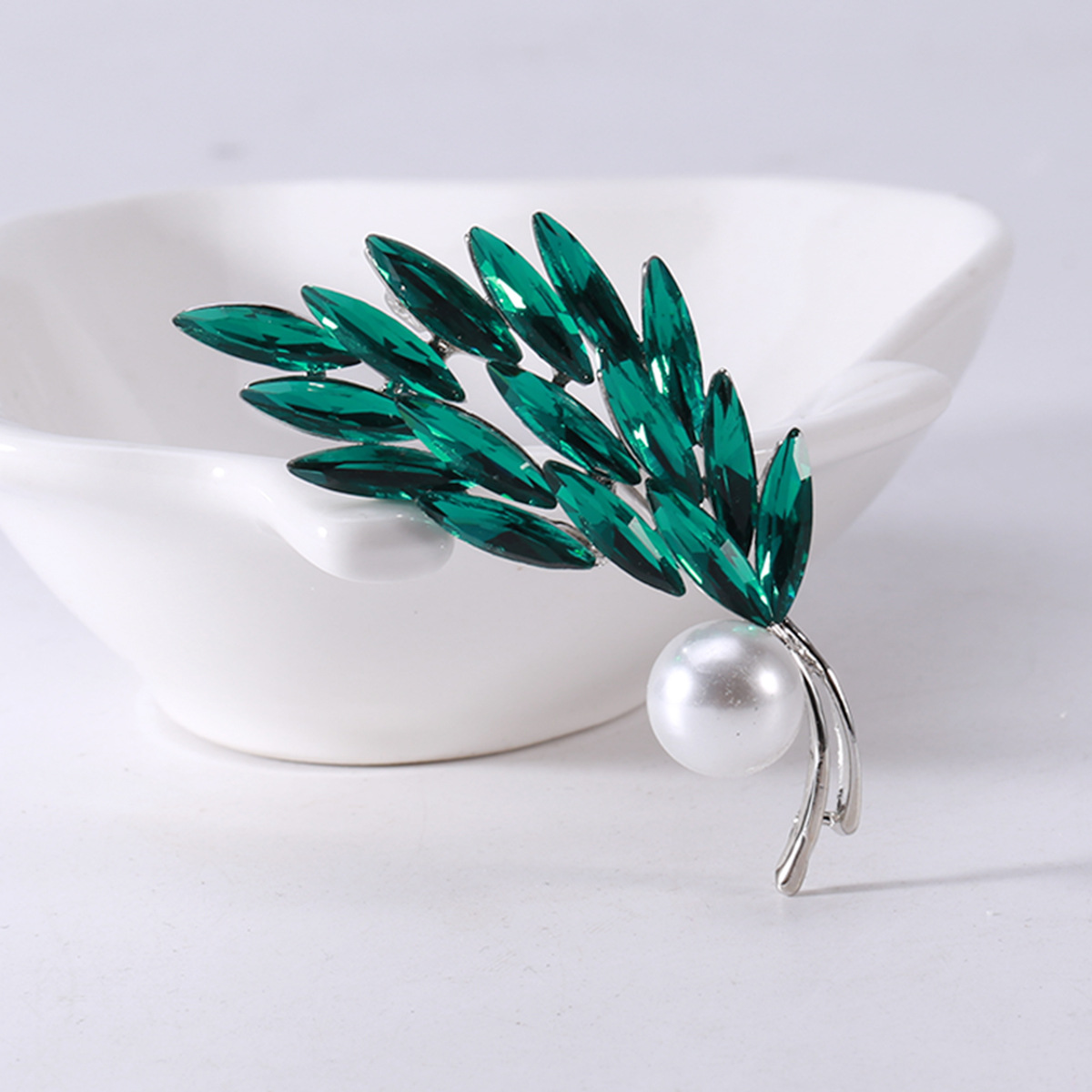 เข็มกลัด เข็มกลัดสวยๆ เข็มกลัดติดเสื้อ Brooch