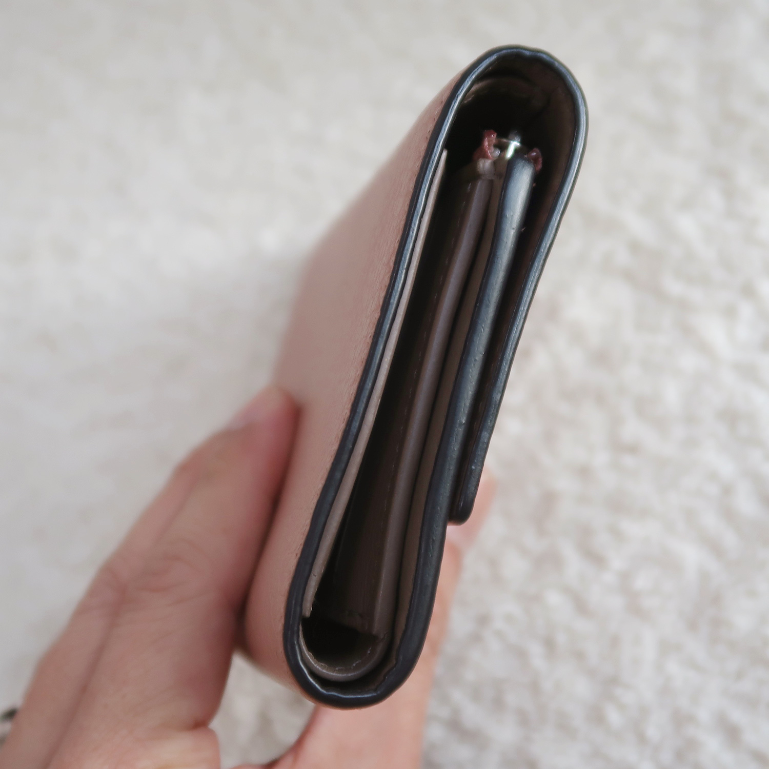 Louis Vuitton Mulan Pink Taurillon Capucines Mini Wallet