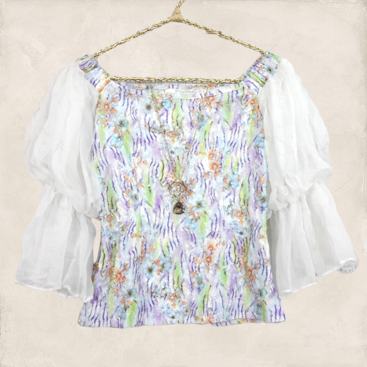 Blouse3031 เสื้อแฟชั่นเปิดไหล่ซิปข้างแขนบอลลูนลายดอกไม้