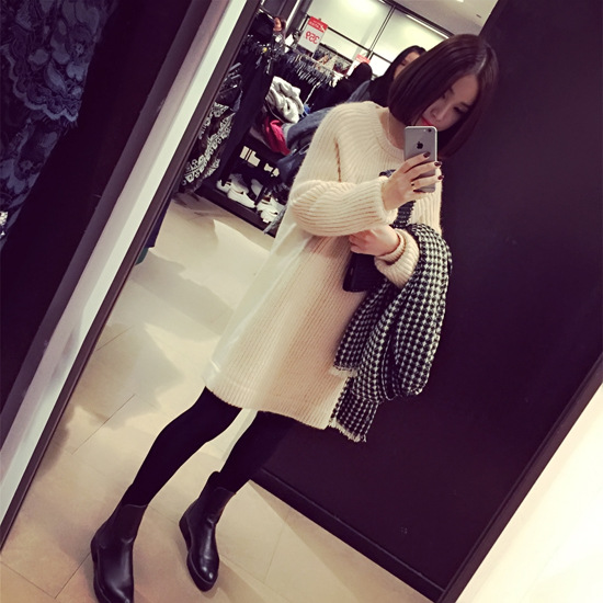 ยาว 26 นิ้ว Sweater เสื้อไหมพรมถักตัวยาว สีครีม ใส่ตัวเดี๋ยวได้เลยเก๋ๆ ยืดได้เยอะ ครีม