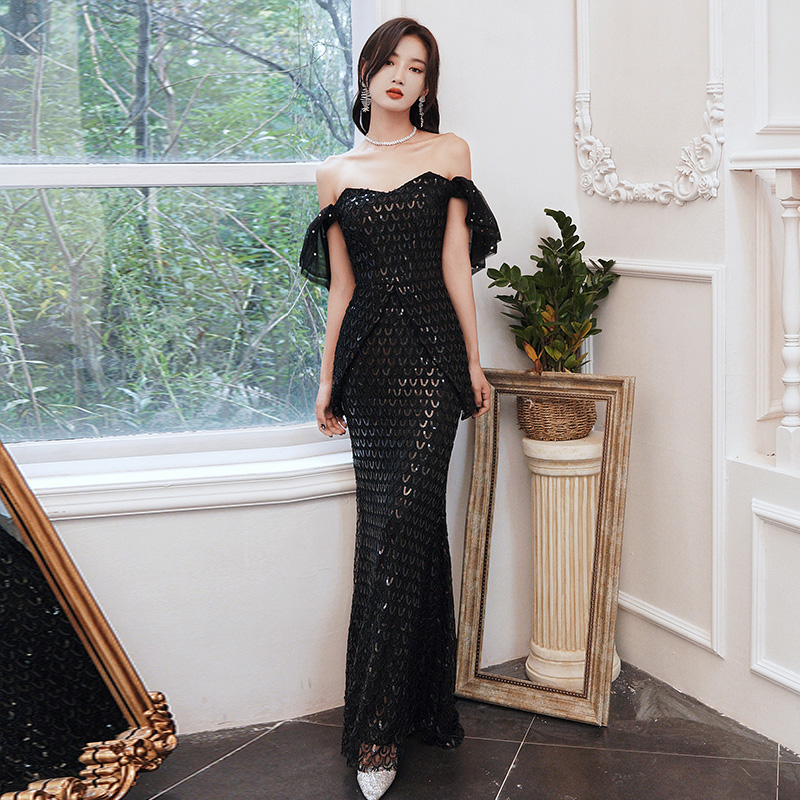 ชุดราตรี ชุดราตรีสวยหรู แบบ ทันสมัย Evening dress