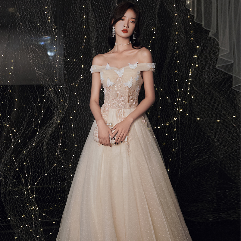 ชุดราตรี ชุดราตรีสวยหรู แบบ ทันสมัย Evening dress