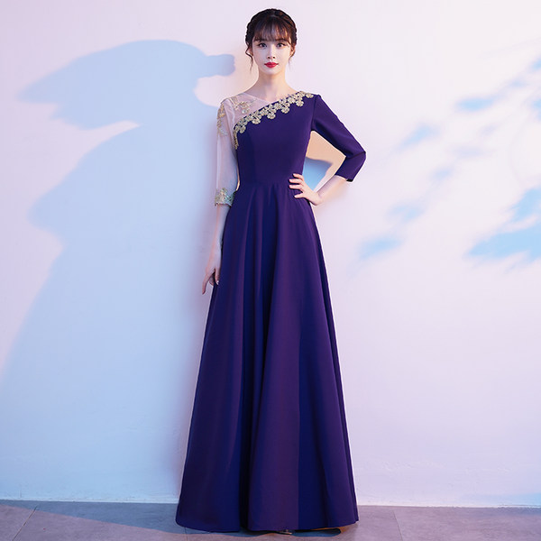 ชุดราตรี ชุดราตรีสวยหรู แบบ ทันสมัย Evening dress