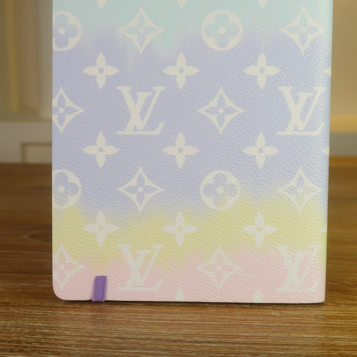 Louis Vuitton Giant Monogram Pastel Escale Note Book