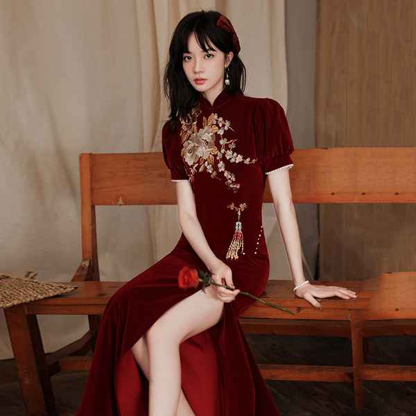 ชุดราตรี ชุดออกงาน ดีไซน์หรู แบรนด์ Angel