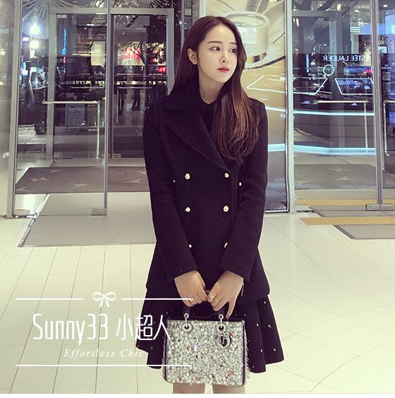 เสื้อโค้ทกันหนาว สีดำ ทรงพอดีตัว แบบนักเรียนเกาหลี ใครชอบแนวนี้พลาดไม่ได้ค่า เนื้อผ้าสำลี+สักกะหลาด บุซับในกันลม ผ้าไม่หนามาก ดำ