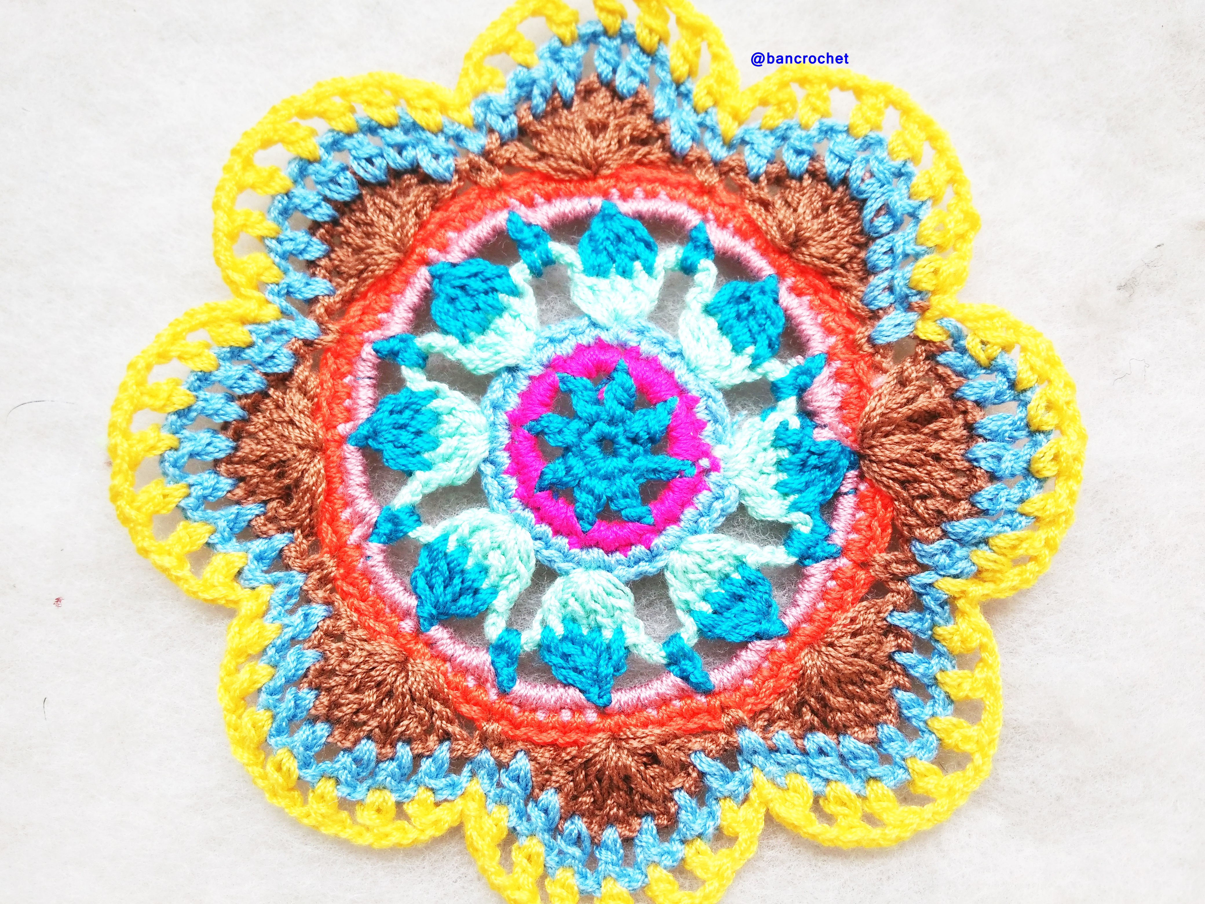 Bancrochet ที่รองแก้วถักโครเชต์ crochet coasters หลากสี 4 นิ้ว