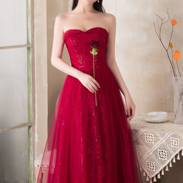 ชุดราตรี ชุดราตรีสวยหรู แบบ ทันสมัย Evening dress