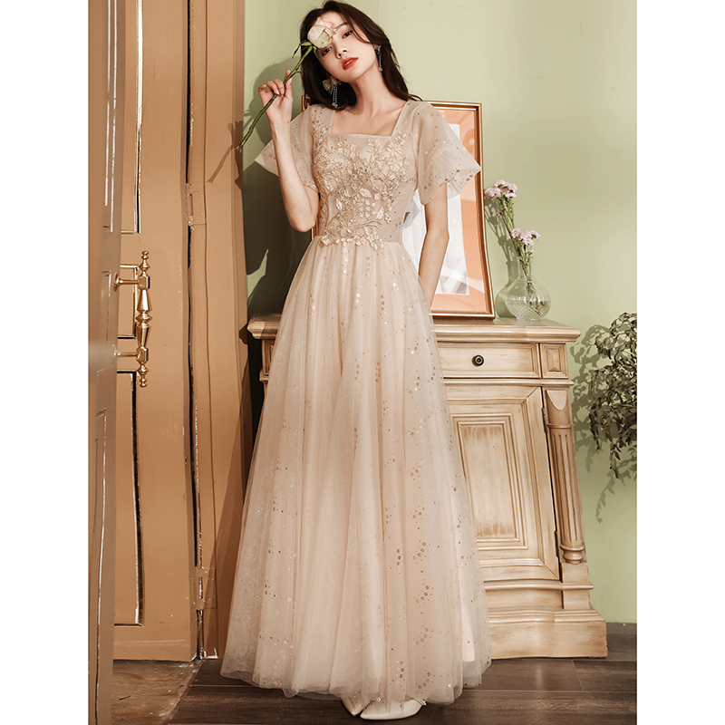 ชุดราตรี ชุดราตรีสวยหรู แบบ ทันสมัย Evening dress