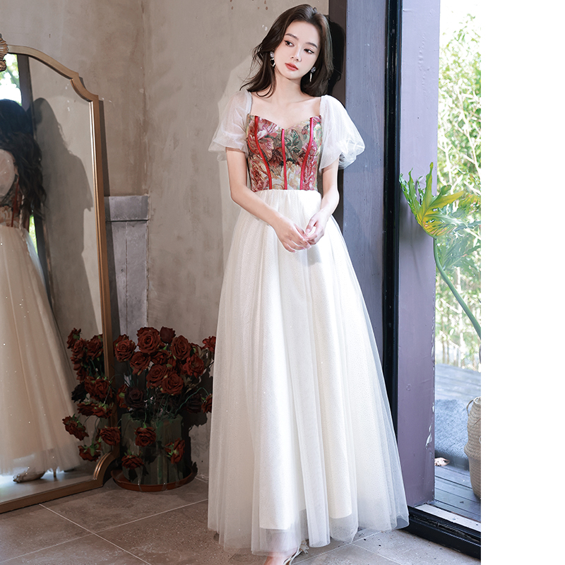 ชุดราตรี ชุดราตรีสวยหรู แบบ ทันสมัย Evening dress