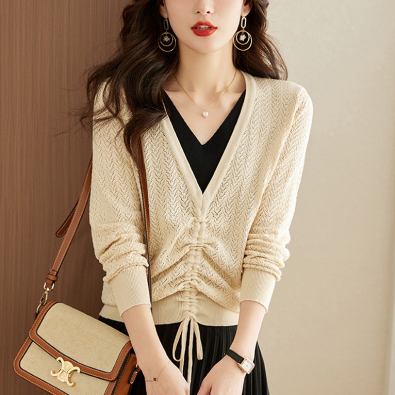เสื้อเชิ้ตผู้หญิงแขนยาว เสื้อเชิ้ตผู้หญิงใส่ทํางาน 390 บาทต่อชิ้น ฟรีค่าจัดส่ง
