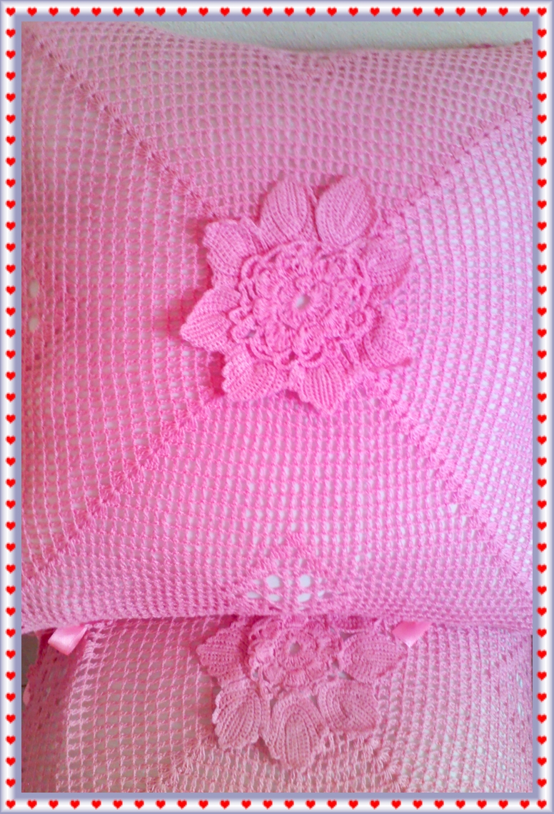 หมอนถัก