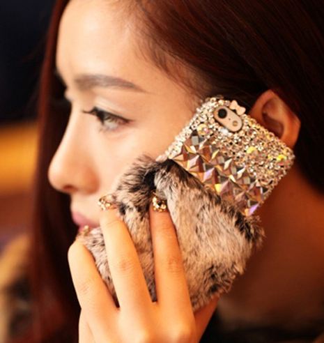 เคส iphone 5s เคสขนเฟอร์ ขนกระต่าย สุดนุ่ม ครึ่งบน ตกแต่งคริสตัล เพิ่มความหรูหรา เคสไฮโซ สวยเก๋ ไม่ซ้ำใคร no 187453