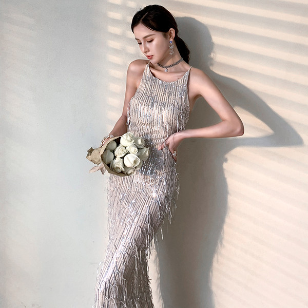 ชุดราตรี ชุดราตรีสวยหรู แบบ ทันสมัย Evening dress
